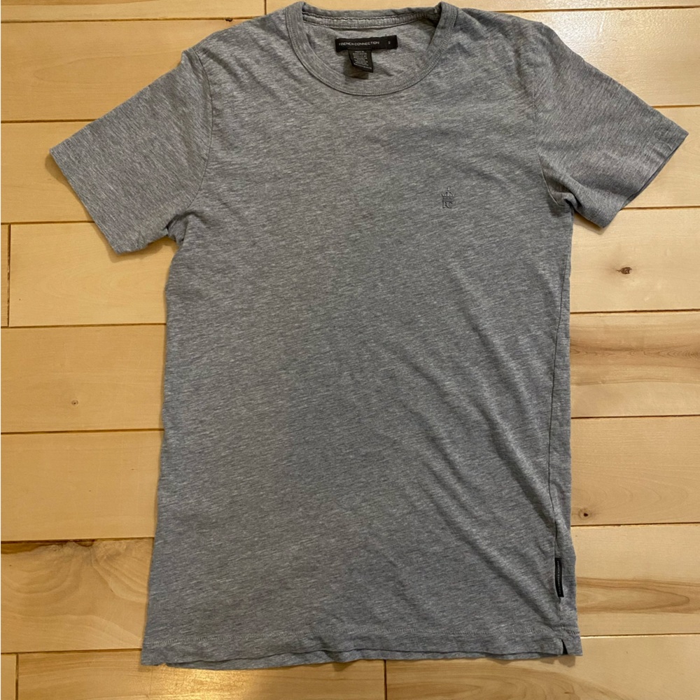 French Connection Gray t-shirt, size men’s S